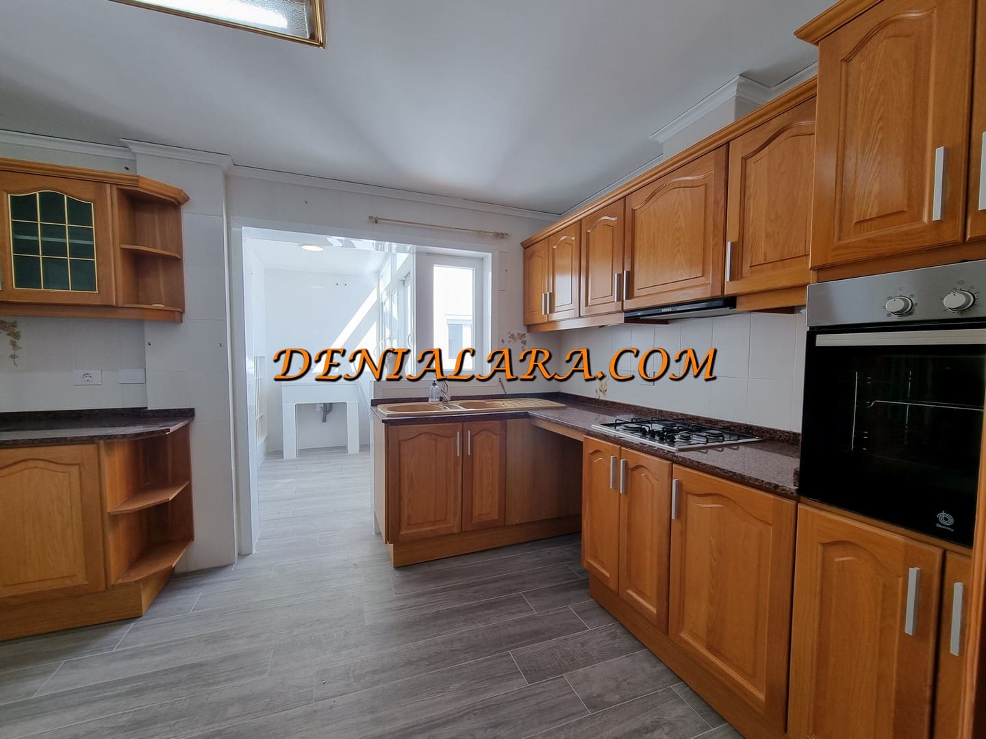 4 bedroom Flat for rent in Denia - € 1,500 (Ref: 9834860)
