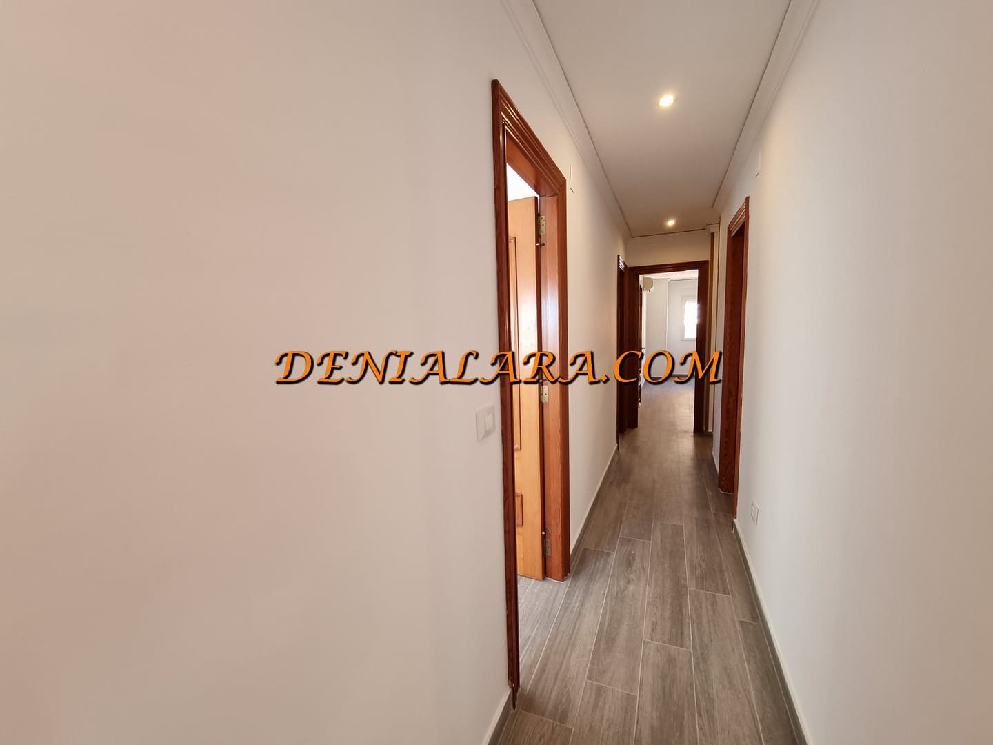 4 bedroom Flat for rent in Denia - € 1,500 (Ref: 9834860)