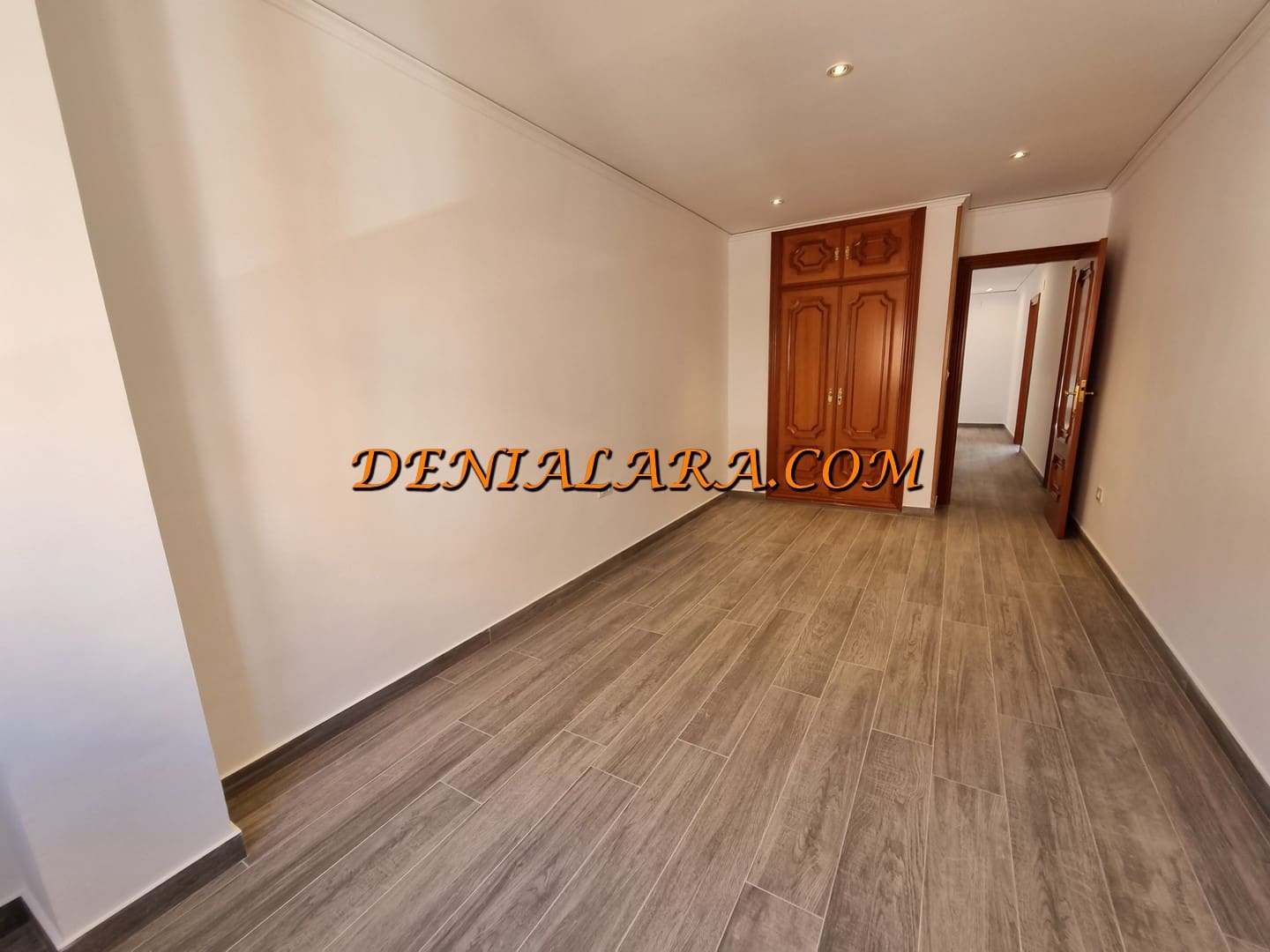 4 bedroom Flat for rent in Denia - € 1,500 (Ref: 9834860)