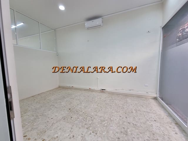 Kaupallinen vuokrattavana paikassa Dénia - 1 300 € (Ref: 9841889)