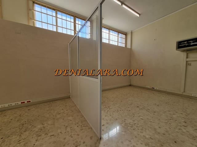 Kaupallinen vuokrattavana paikassa Dénia - 1 300 € (Ref: 9841889)