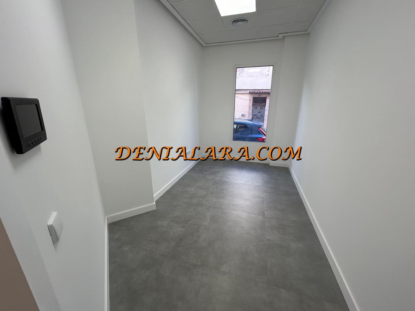 5 slaapkamer Commercieel te huur in Denia - € 395 (Ref: 9848254)