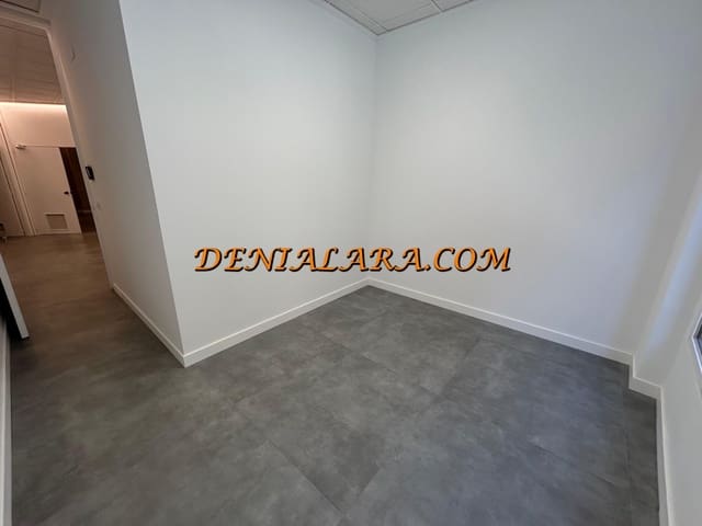 5 slaapkamer Commercieel te huur in Dénia - € 395 (Ref: 9848254)