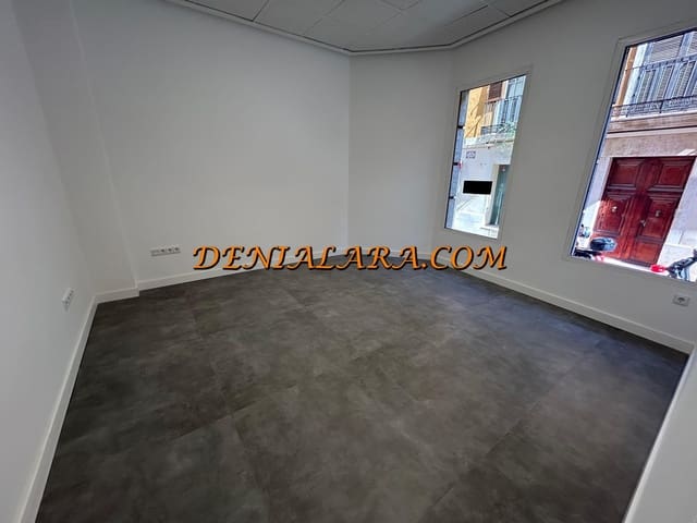 5 slaapkamer Commercieel te huur in Dénia - € 395 (Ref: 9848254)