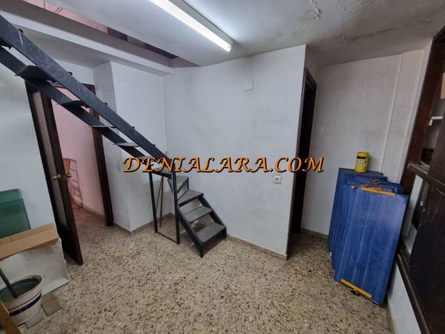 Commercieel te koop in Gata de Gorgos - € 98.000 (Ref: 9854273)