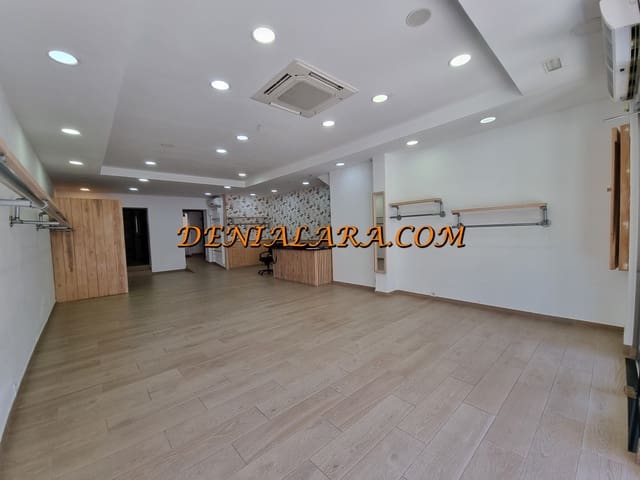 Commercial for rent in Dénia - € 1,600 (Ref: 9854458)