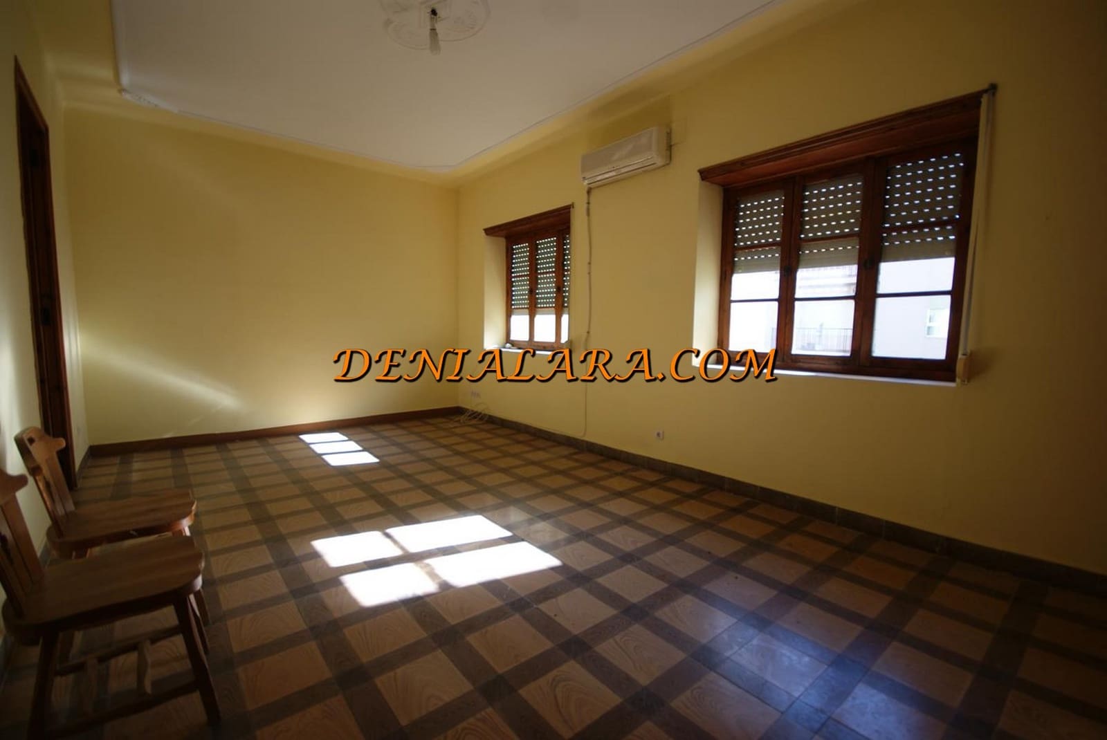 8 bedroom Apartment for sale in Denia - € 549,999 (Ref: 9860874)