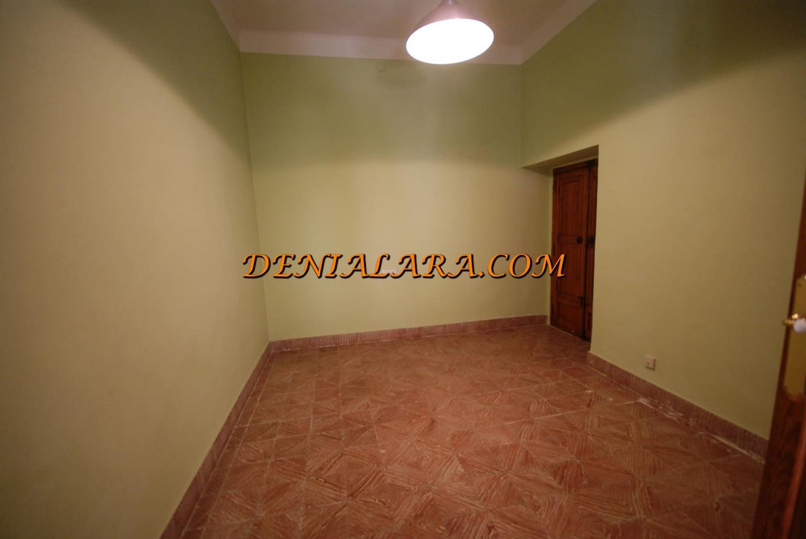8 bedroom Apartment for sale in Denia - € 549,999 (Ref: 9860874)