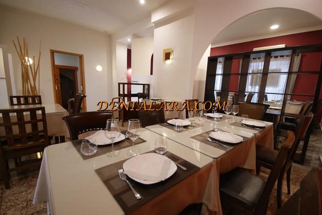 8 sovrum Lägenhet till salu i Dénia - 849 999 € (Ref: 9860874)