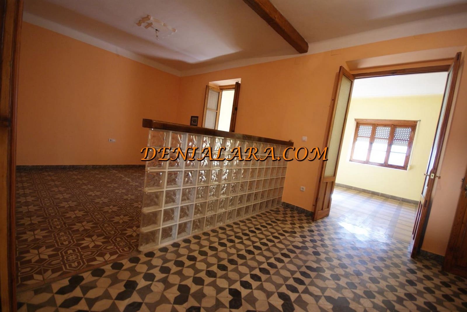 8 bedroom Apartment for sale in Denia - € 549,999 (Ref: 9860874)