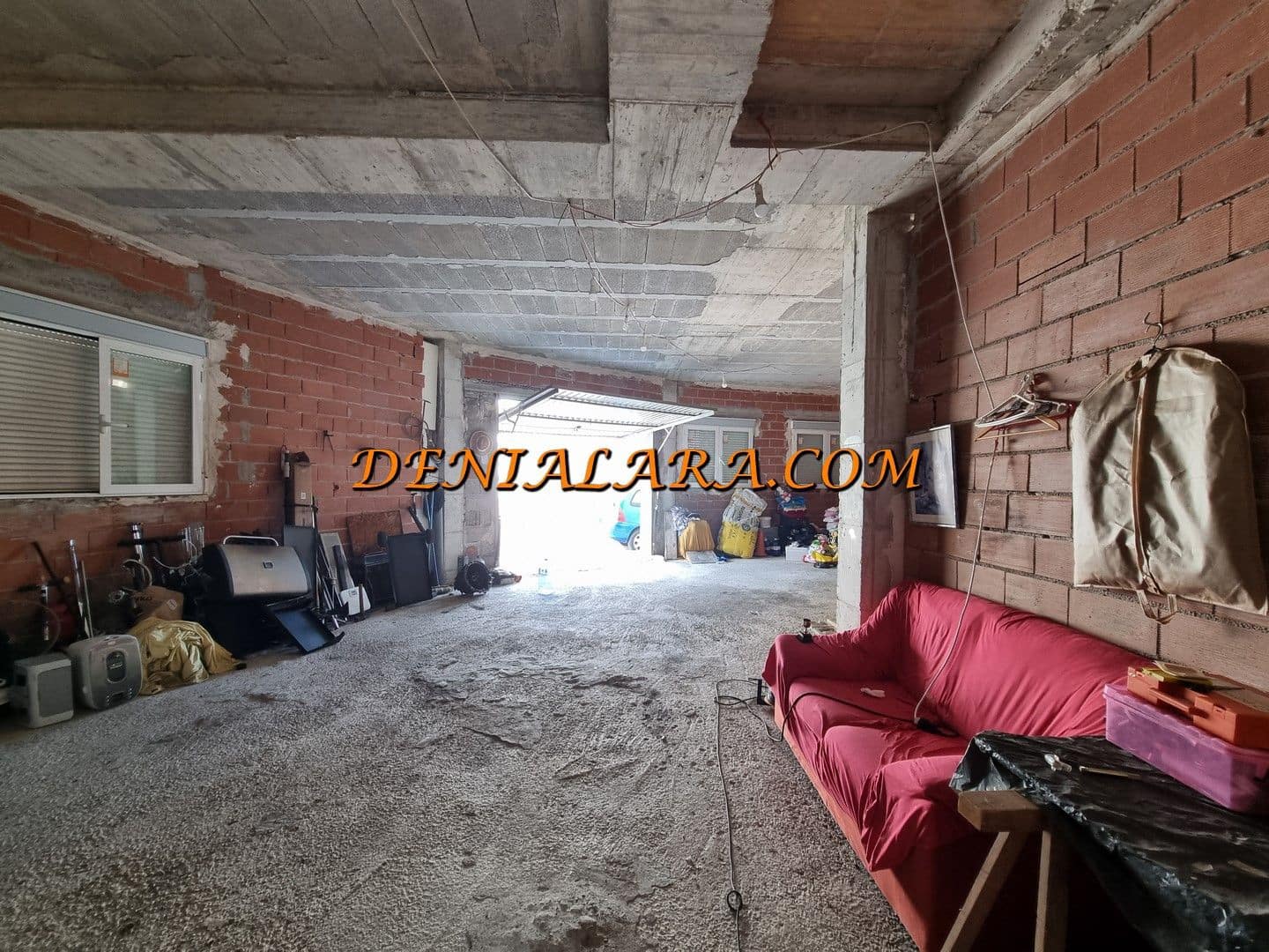 5 makuuhuone Omakotitalo myytävänä paikassa Sagra mukana 
autotalli - 158 000 € (Ref: 9860875)