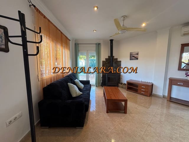 2 bedroom Villa for rent in Sagra - € 1,017 (Ref: 9863455)