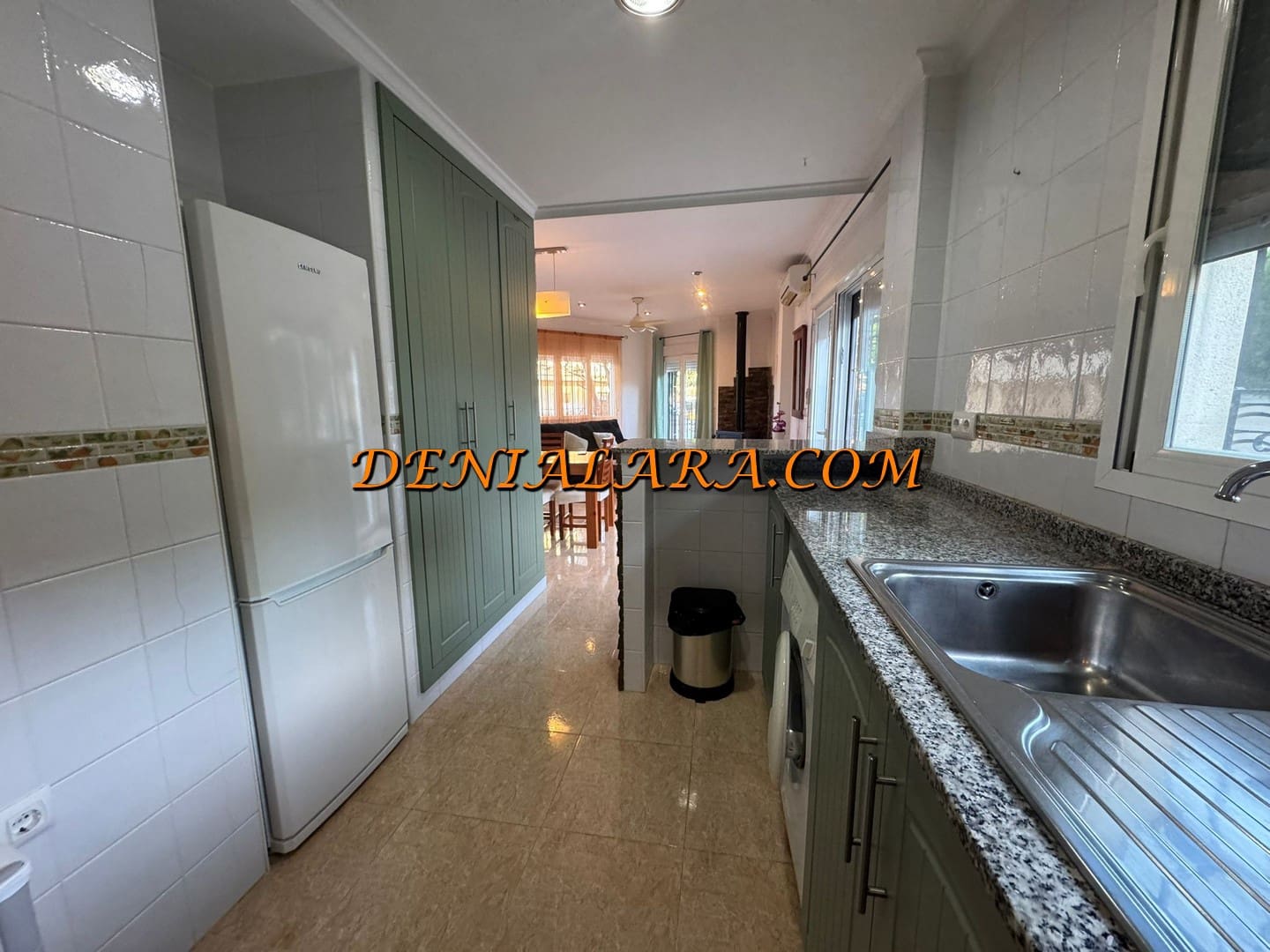 2 bedroom Villa for rent in Sagra - € 1,017 (Ref: 9863455)