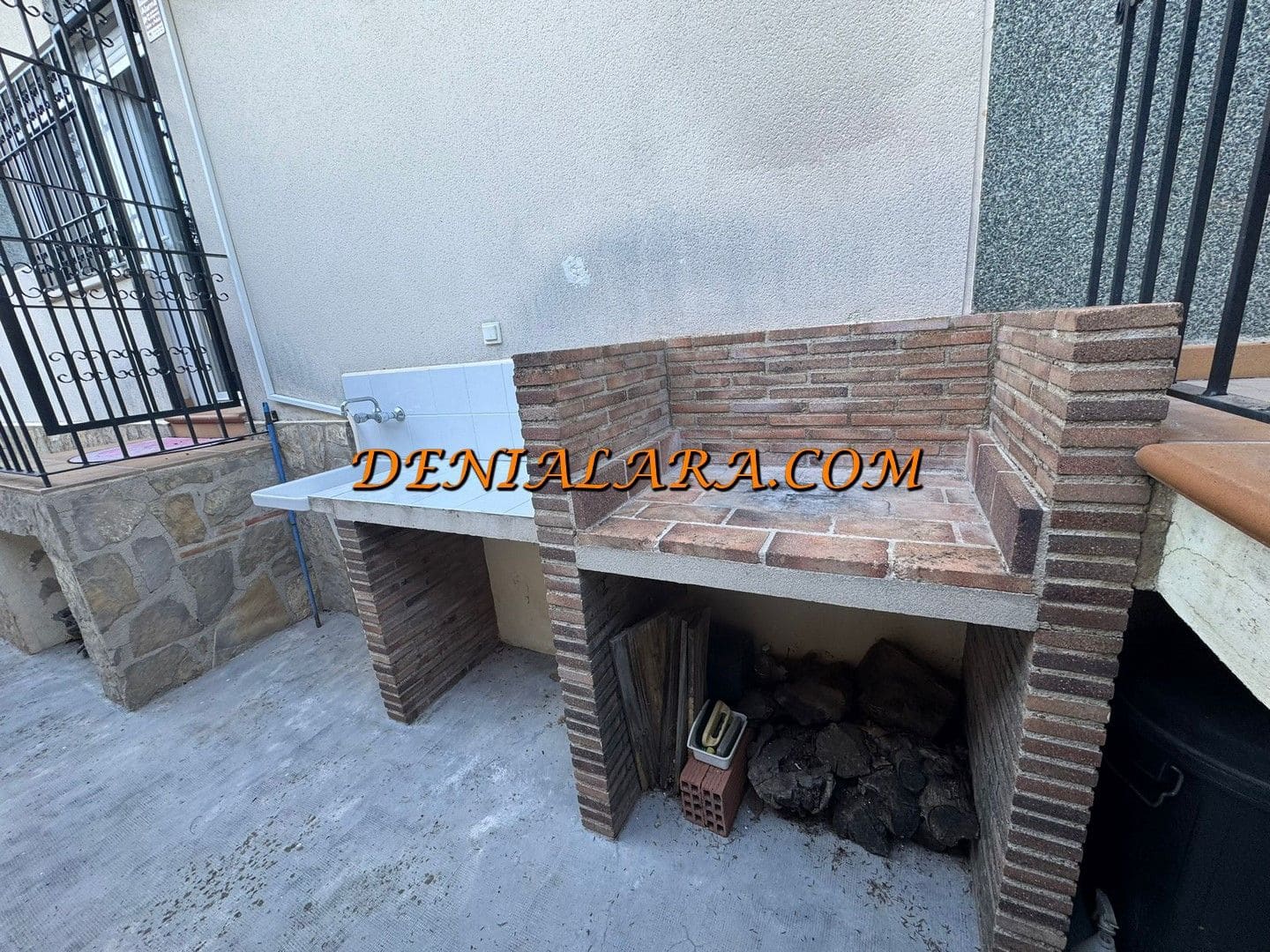 2 bedroom Villa for rent in Sagra - € 1,017 (Ref: 9863455)