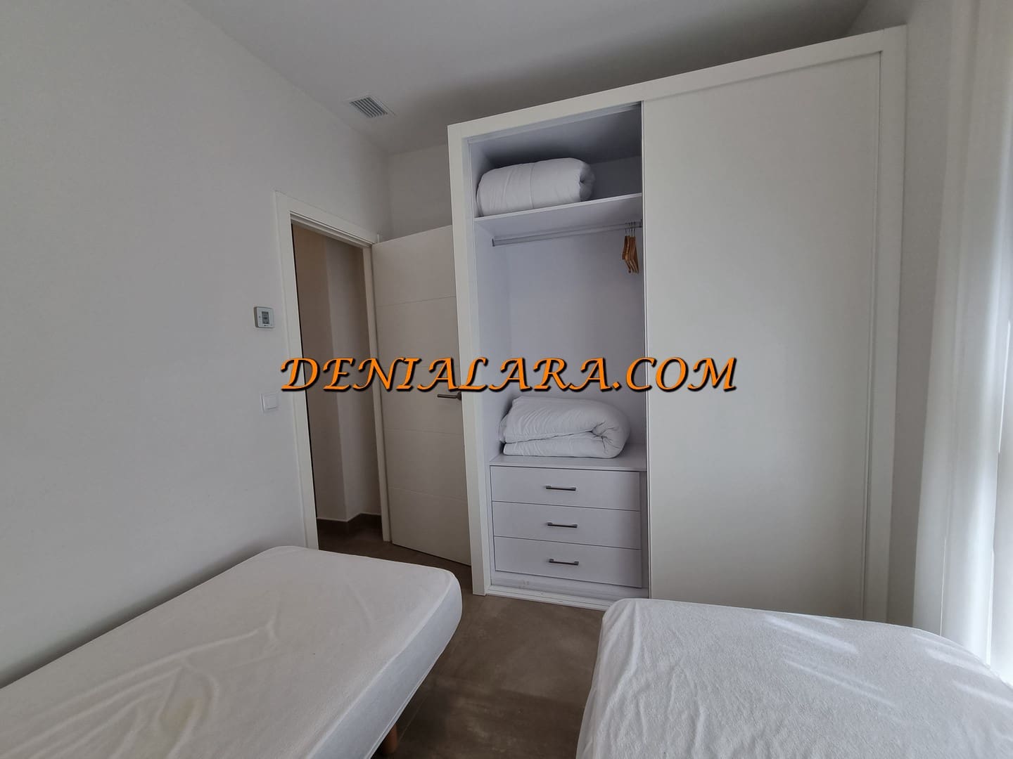 3 bedroom Apartment for sale in Oliva with pool - € 369,999 (Ref: 9863867)