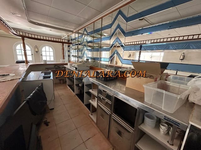 Comercial para venda em Dénia - 240 000 € (Ref: 9867601)