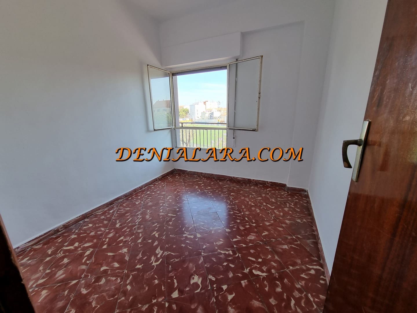4 soverom Leilighet til salgs i Denia - € 189 000 (Ref: 9876916)