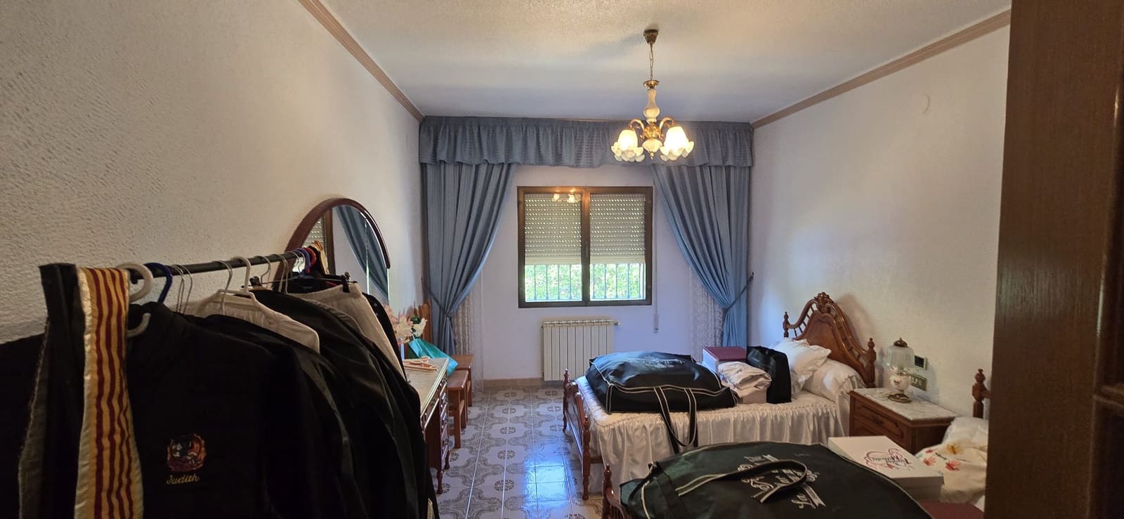 6 bedroom Villa for sale in Denia with pool garage - € 1,075,000 (Ref: 9882473)