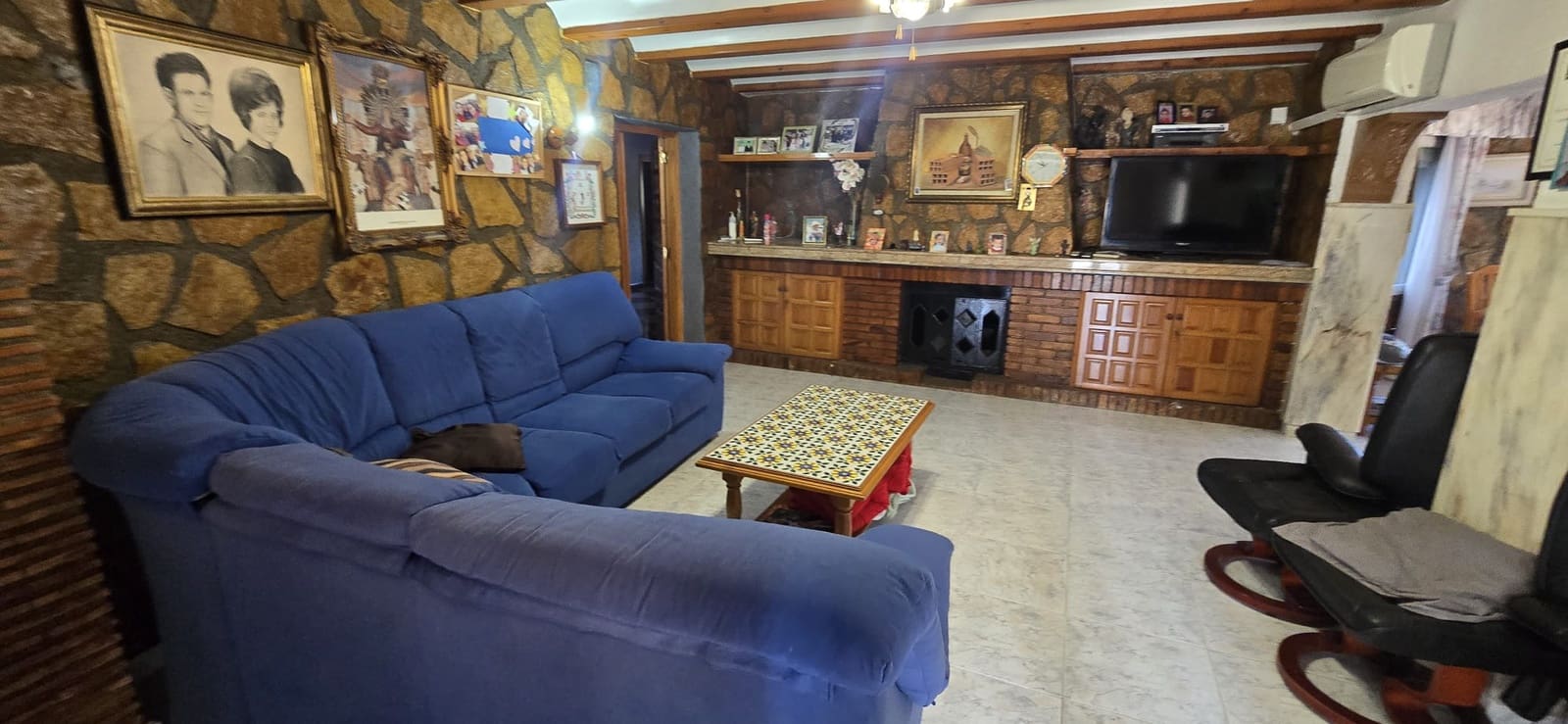 6 bedroom Villa for sale in Denia with pool garage - € 1,075,000 (Ref: 9882473)
