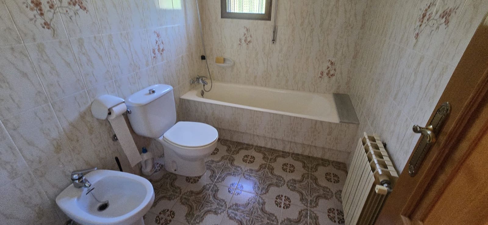 6 bedroom Villa for sale in Denia with pool garage - € 1,075,000 (Ref: 9882473)