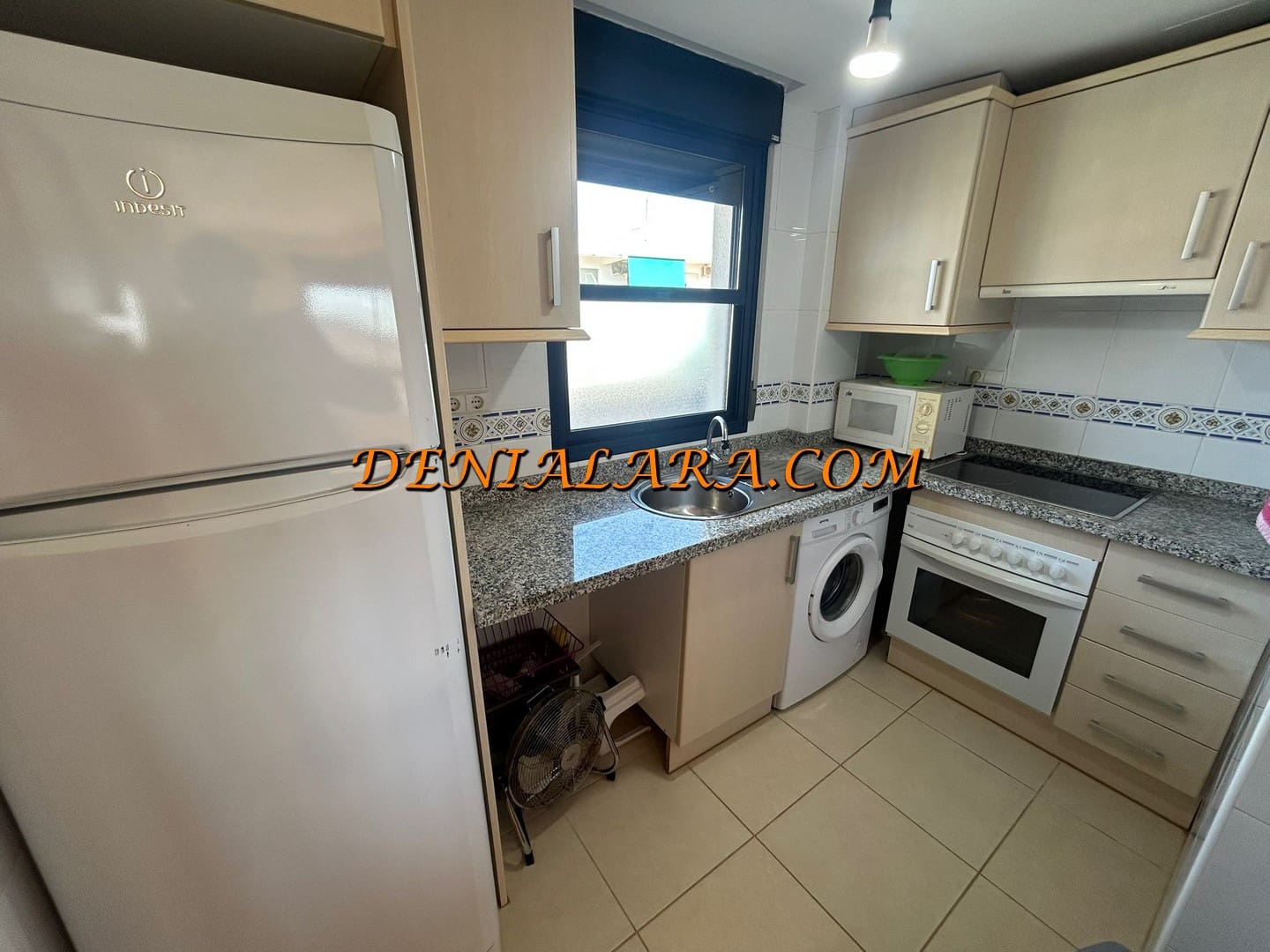 2 soverom Penthouse til salgs i Denia med svømmebasseng garasje - € 420 000 (Ref: 9883761)