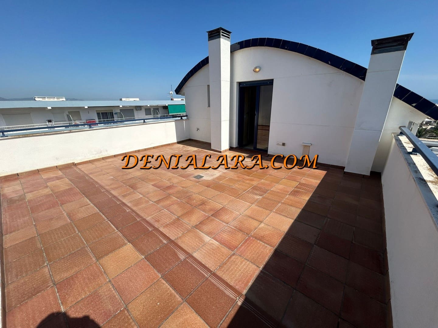 2 soverom Penthouse til salgs i Denia med svømmebasseng garasje - € 420 000 (Ref: 9883761)