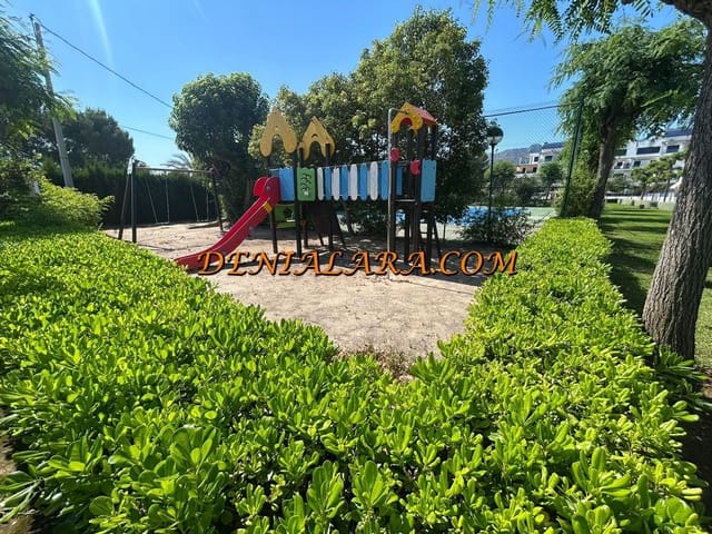 2 soverom Penthouse til salgs i Dénia med svømmebasseng garasje - € 420 000 (Ref: 9883761)