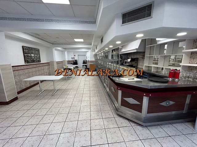 Restaurant/Bar til leje i Dénia med garage - € 2.200 (Ref: 9891353)