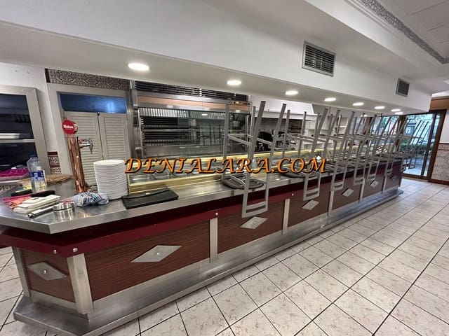 Restaurant/Bar til leje i Dénia med garage - € 2.200 (Ref: 9891353)
