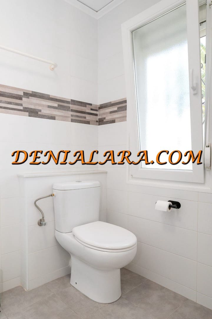 3 quarto Bungalow para venda em Denia com piscina - 409 999 € (Ref: 9935067)