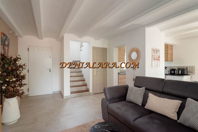 3 quarto Bungalow para venda em Dénia com piscina - 409 999 € (Ref: 9935067)