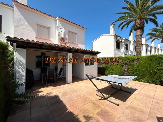 3 quarto Bungalow para venda em Dénia com piscina - 409 999 € (Ref: 9935067)