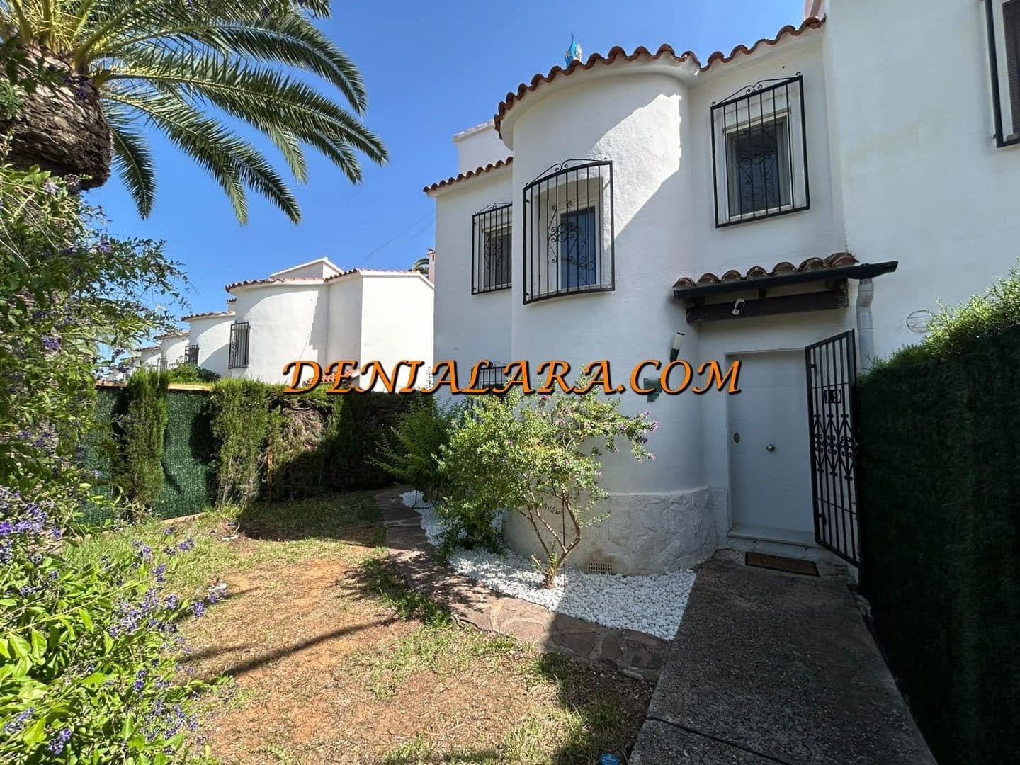 3 quarto Bungalow para venda em Denia com piscina - 409 999 € (Ref: 9935067)