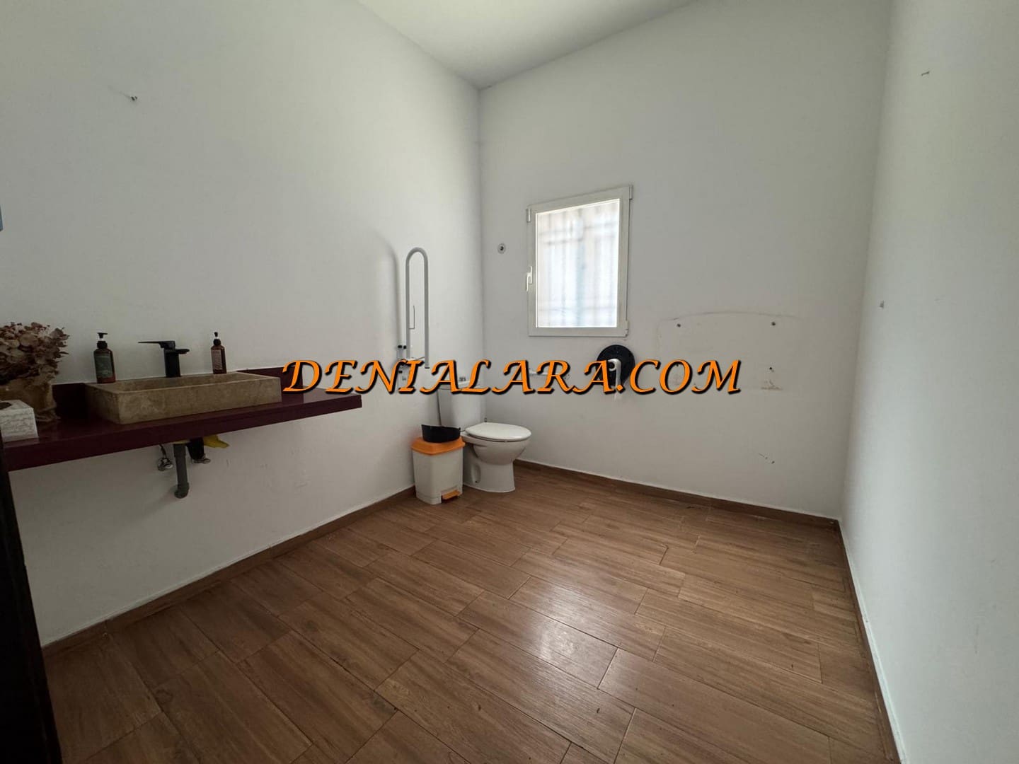 Gewerbe zu verkaufen in Denia - 159.000 € (Ref: 9961724)