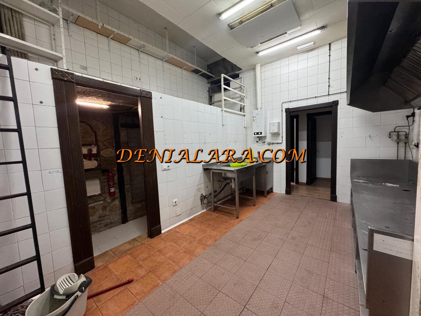 Gewerbe zu verkaufen in Denia - 159.000 € (Ref: 9961724)
