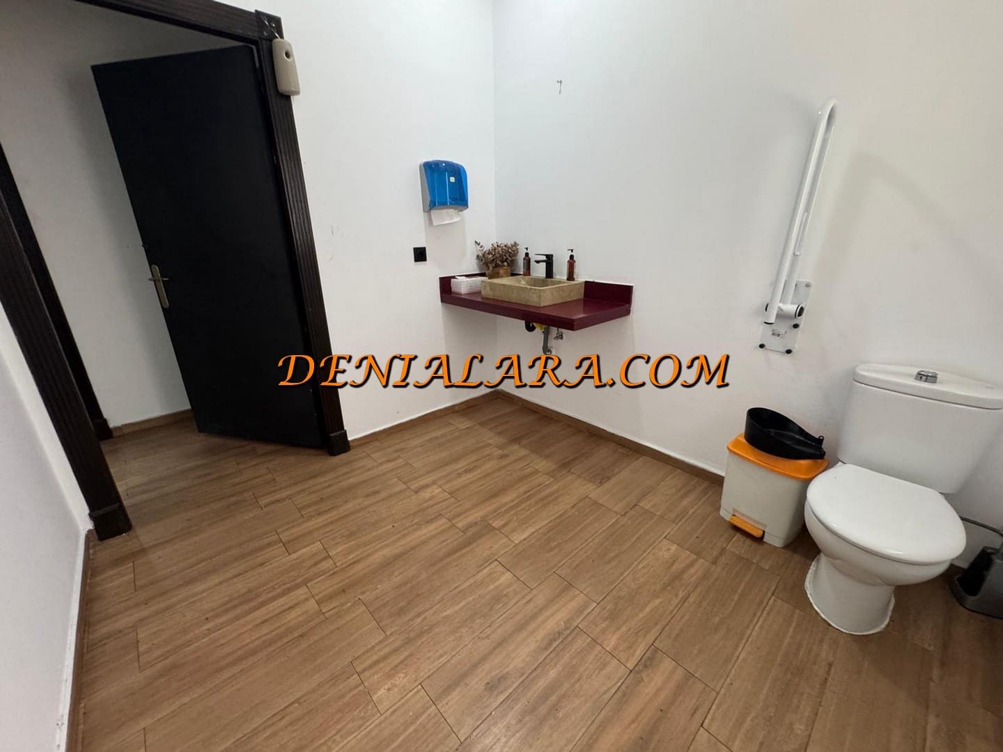 Gewerbe zu verkaufen in Denia - 159.000 € (Ref: 9961724)