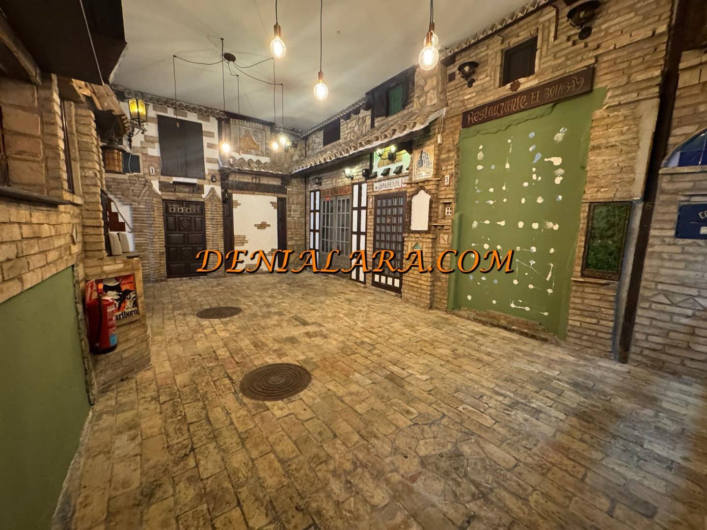 Local Commercial à louer à Denia - 900 € (Ref: 9964034)