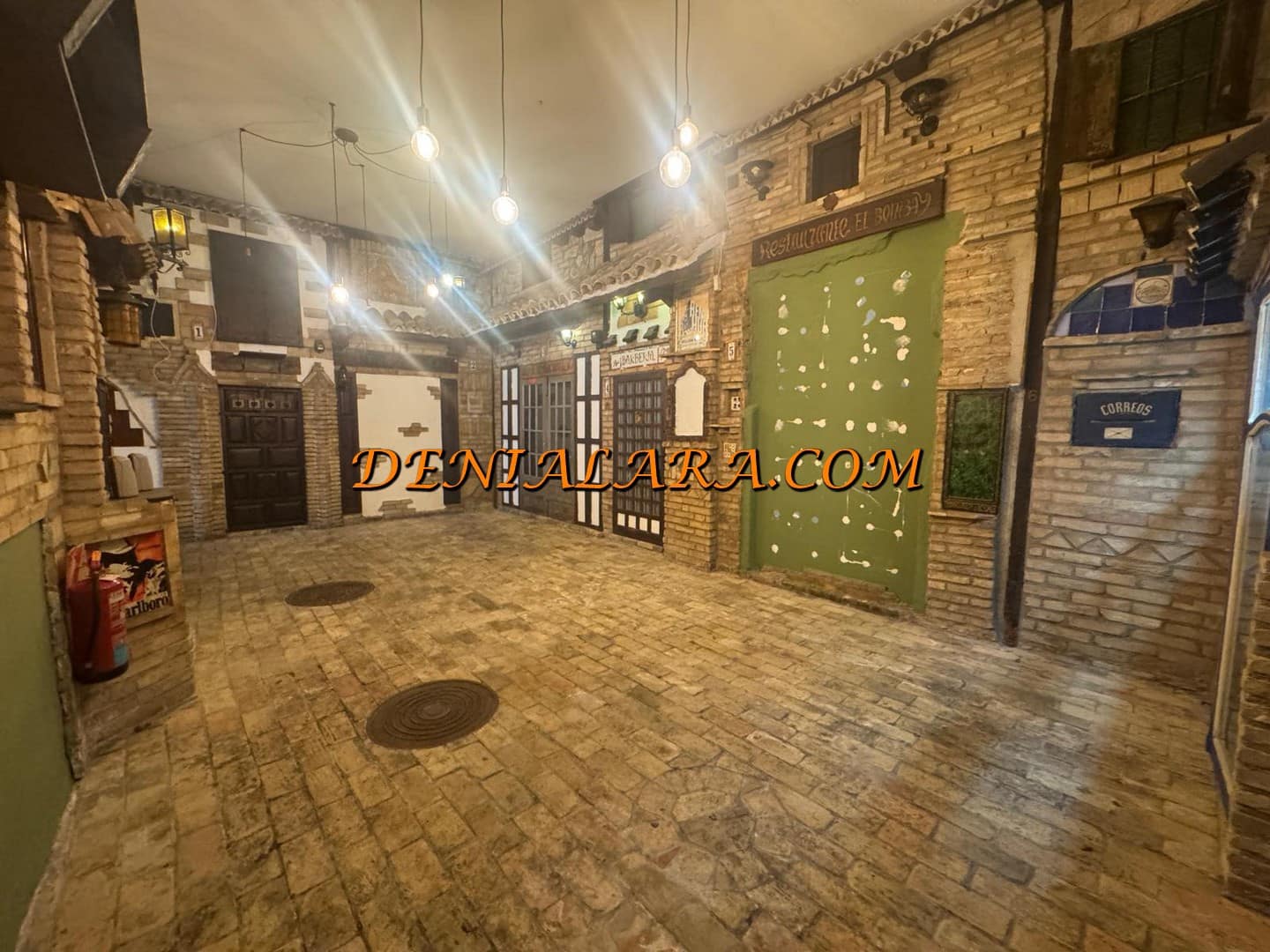Local Commercial à louer à Denia - 900 € (Ref: 9964034)