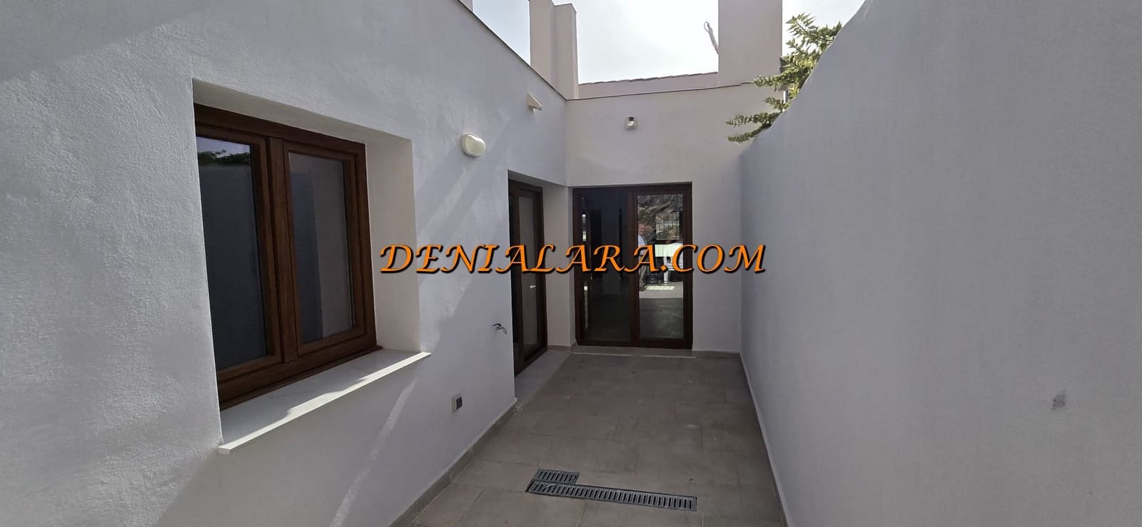 2 quarto Apartamento para arrendar em Denia - 1 200 € (Ref: 9968627)