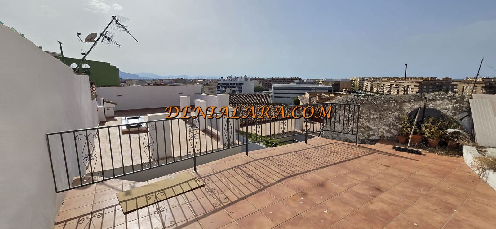 2 quarto Apartamento para arrendar em Denia - 1 200 € (Ref: 9968627)