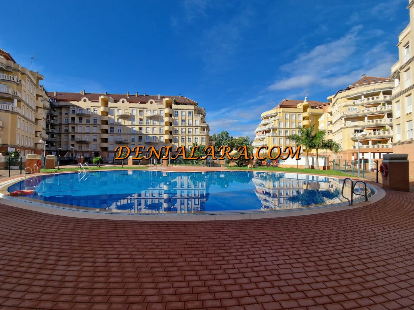 3 soveværelse Lejlighed til salg i Denia med swimmingpool garage - € 299.999 (Ref: 9981667)