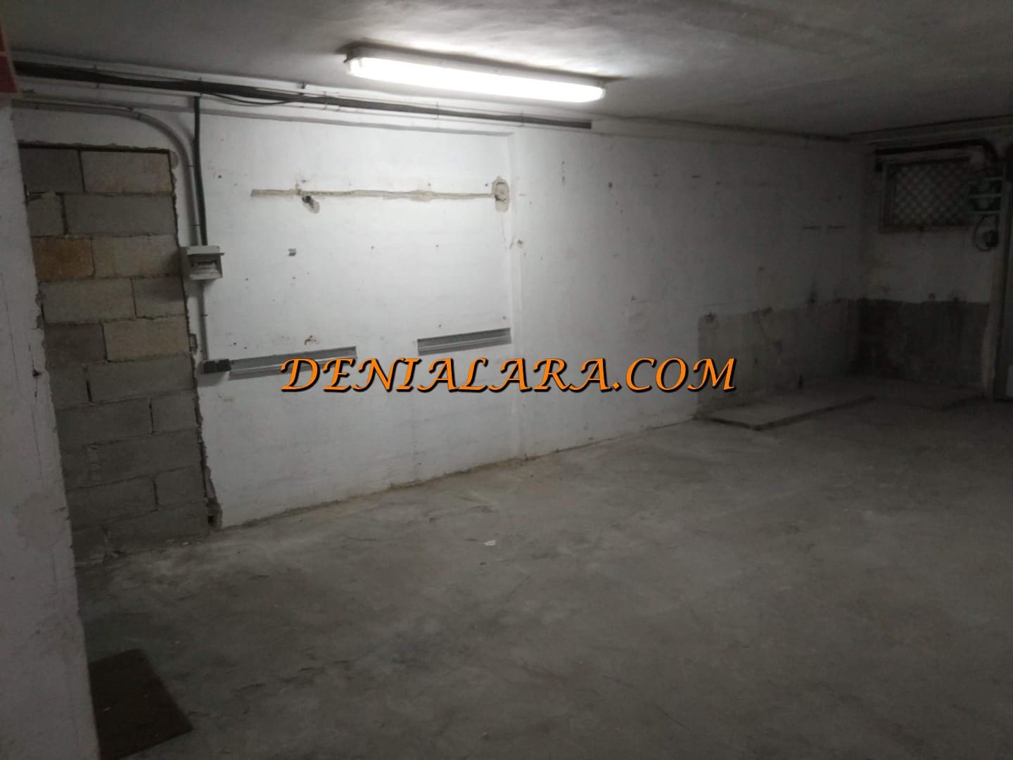 Commerciale da affittare in Denia - 1.190 € (Rif: 9984027)
