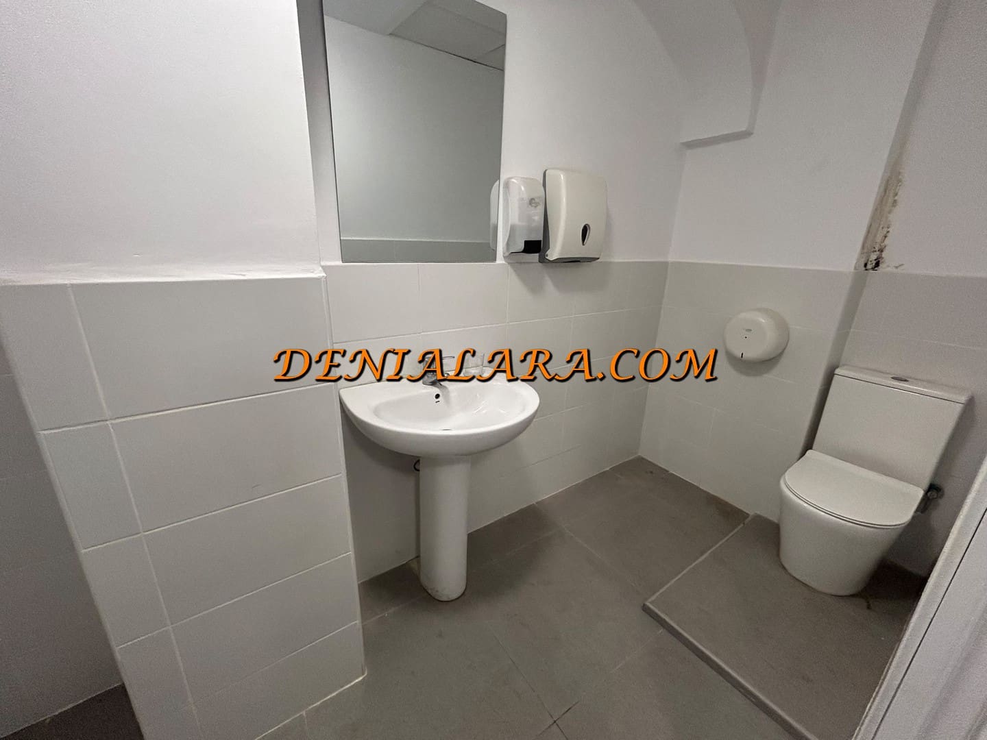 Restaurant/Bar til leie i Denia - € 4 000 (Ref: 9985698)