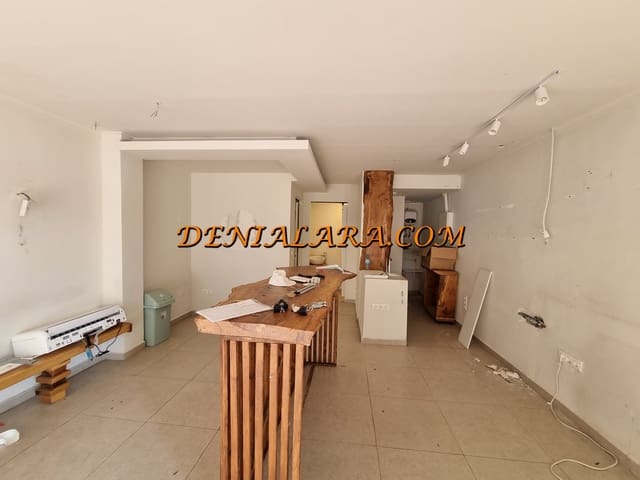 Comercial para arrendar em Javea / Xàbia - 1 700 € (Ref: 9996337)