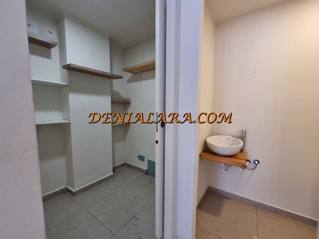 Comercial para arrendar em Javea / Xàbia - 1 700 € (Ref: 9996337)