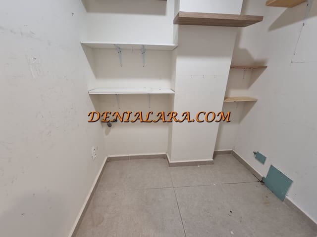 Comercial para arrendar em Javea / Xàbia - 1 700 € (Ref: 9996337)