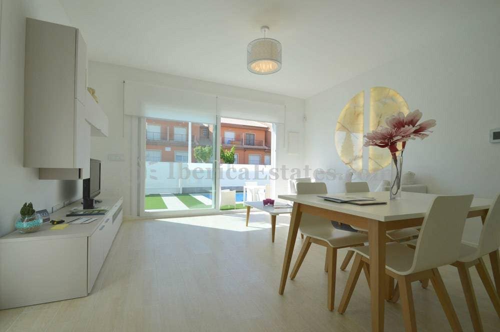 3 quarto Moradia para venda em San Pedro del Pinatar com piscina - 375 000 € (Ref: 7931879)