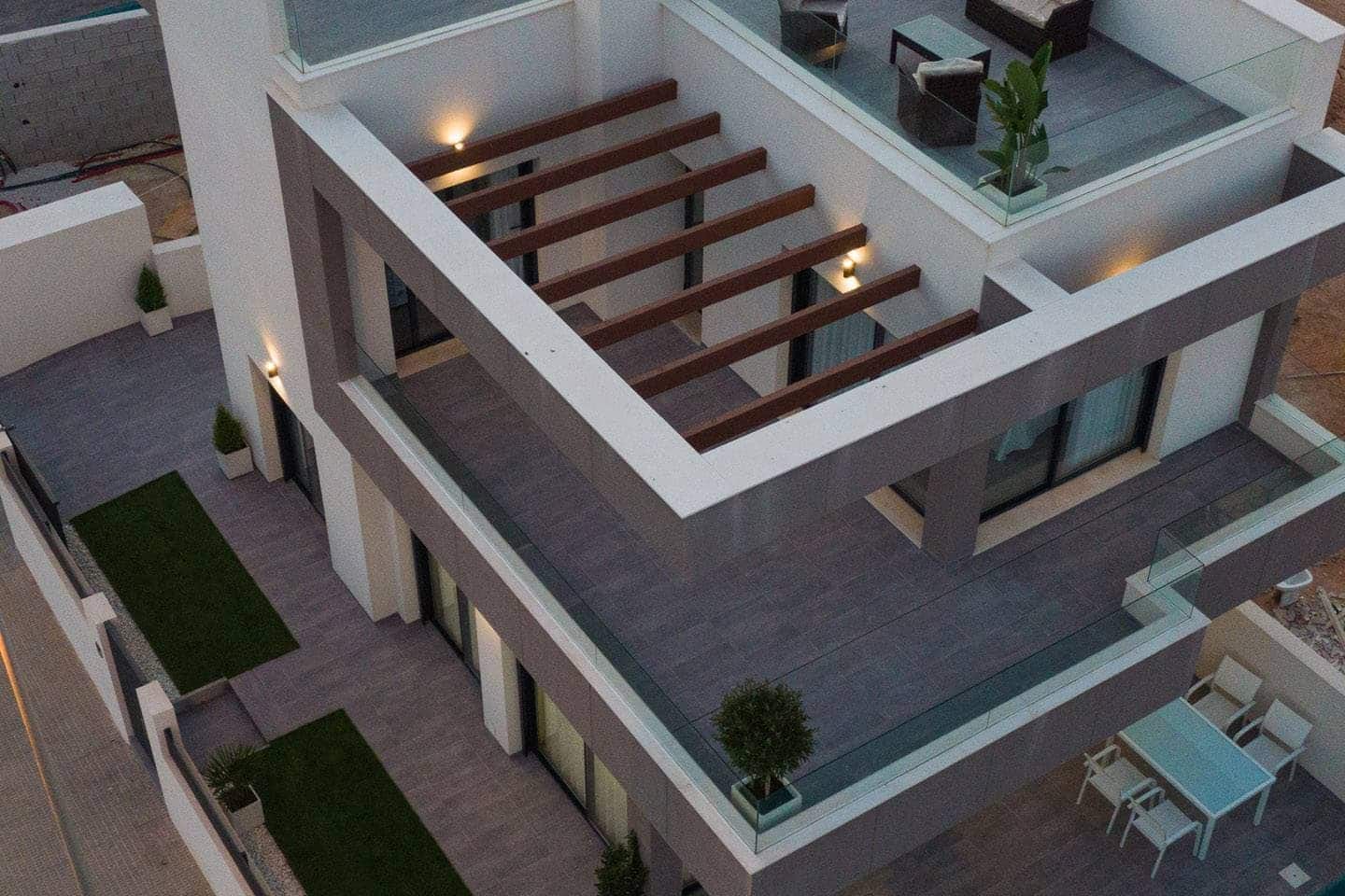 3 bedroom Villa for sale in Los Montesinos with garage - € 405,900 (Ref: 7931908)