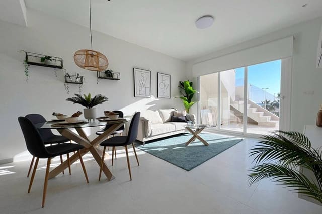 Apartamento de 2 habitaciones en Guardamar del Segura en venta con piscina garaje - 264.000 € (Ref: 7931956)