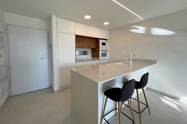 Apartamento de 2 habitaciones en Guardamar del Segura en venta con piscina garaje - 264.000 € (Ref: 7931956)